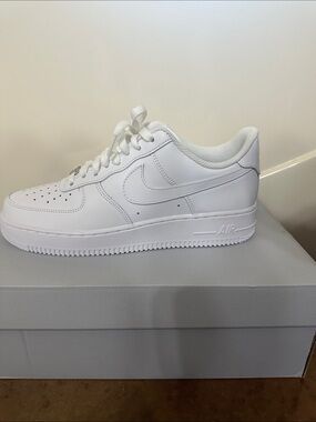 Nike All-White Low Top Sneaker